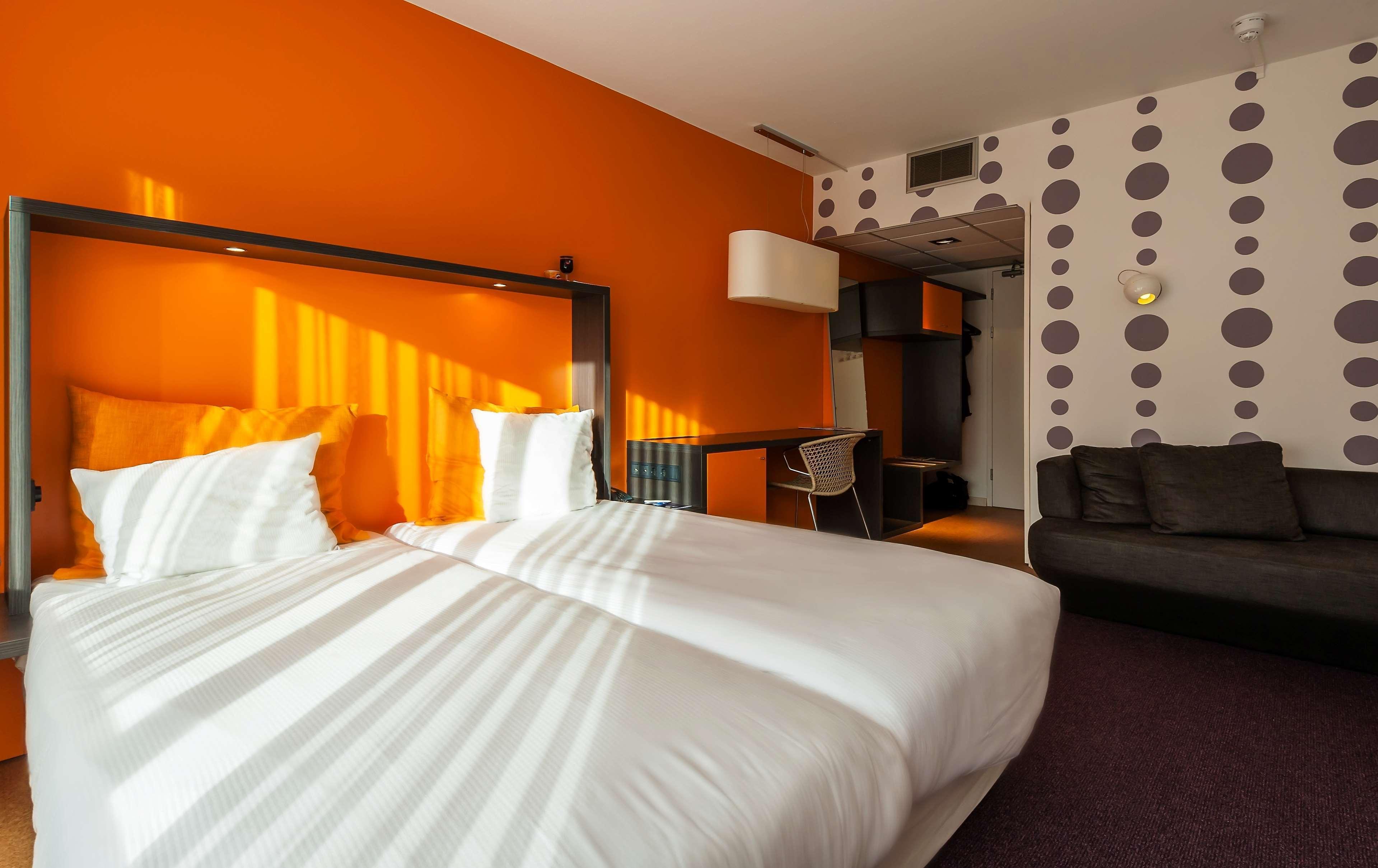 Amrath Airport Hotel Rotterdam Exterior photo